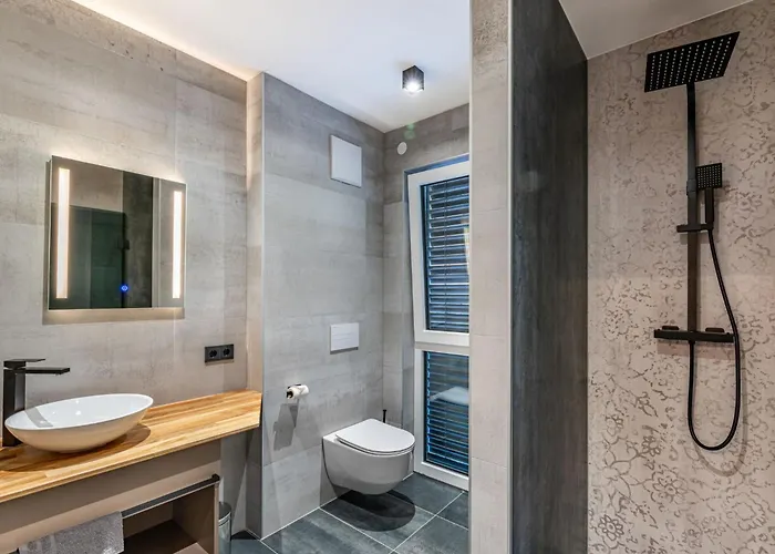 Grosser Kessel By Interhome